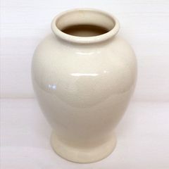 ラテホワイト色のインテリア卵型陶器花瓶16cm✖10cm✖高さ23cm - メルカリ