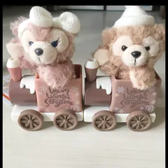 新品　ダッフィー　シェリーメイ　ストラップ