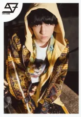 【中古】生写真(男性) SUPER★DRAGON/古川毅/膝上・座り・衣装黒・黄・フード被り/「DRA FES 2018 ～3rd Anniversary～」生写真セット～第6.5弾～