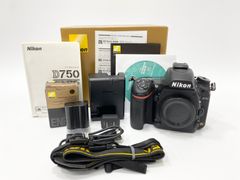 Nikon D750 ボディ ショット数2440 バッテリー2個 美品