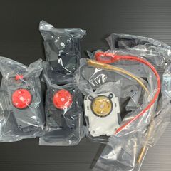 【袋未開封 4種セット】ベイブレードX BEYBLADE X ワインダーランチャー/ブラックxレッド/ホワイトxゴールド/ブラック/ストリングランチャー【ガンメタ】