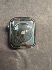 【中古】apple watch se初代　40mm GPS,cellularモデル　バッテリー状態８６％