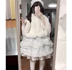 メル15145様ミンク　ポンチョ　羽織り　高級 毛皮　ゆったり　バルーン　ファー 良品✨ ホワイトミンクポンチョ羽織り高級 毛皮ゆったりバルーン