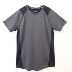 古着　UNDER ARMOUR アンダーアーマー　メンズTシャツ　Mサイズ　グレー系　無地Tシャツ　スポーツTシャツ　メッシュTシャツ