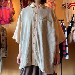 ペールオレンジ　オーバーサイズ　半袖シャツ　柄シャツ
