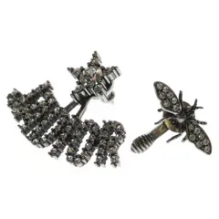 2025年最新】dior ピアス 蜂の人気アイテム - メルカリ