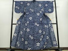 手縫い 浴衣 濃紺 花柄 傘柄 美品 未着用 - メルカリ