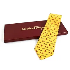 サルバトーレフェラガモ シルク ネクタイ 未使用 中古 Sランク