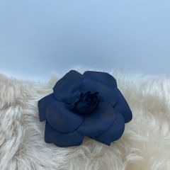 CHANEL シャネル　カメリア　コサージュ　ブローチ　花モチーフ