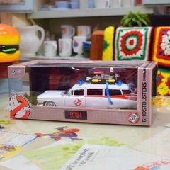 ゴーストバスターズ ダイキャストメタルカー GHOST BUSTERS アメリカン雑貨 ガレージ インテリア フィギュア レーシング おもちゃ