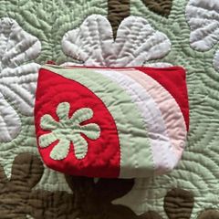 ＜正規品＞♡レスポーチ♡レインボー♡ガーデニア♡赤♡ハワイアンキルト