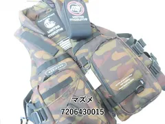 美品マズメ　UNITED mazume MZX.CORE ライフジャケット 迷彩 美品マズメ UNITED mazume MZX.CORE ライフジャケット 迷彩
