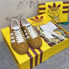 2024年最新】adidas gazelle gucciの人気アイテム - メルカリ