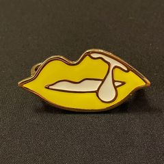 nana-nana 唇デザイン 2連リング イエロー×ゴールド 14、15号サイズ