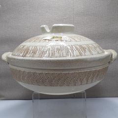 萬古焼　三鈴陶器　伊勢彫　10号鍋（5～6人用)　絵付土鍋　31ｃｍ　日本製