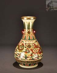 Formerly owned by a family, made in 1993, five colors, Shoun pattern, spring vase, vase, flower vase, ancient porcelain ware, pottery, exquisite modeling, antique art, collector