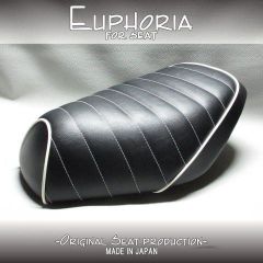□【DIO ディオ AF27 AF28 SR ZX】張替え済♪　カスタムシート　黒/白　タックロール《Euphoria》□K60020