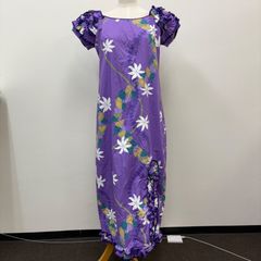 極美品✨シーシーファッションズハワイ製フラダンス ドレス 紫 白 パフスリーブ 極美品✨シーシーファッションズハワイ製フラダンス ドレス 紫 白