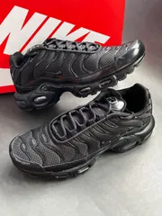 2024年最新】NIKE AIR max plus 27.5の人気アイテム - メルカリ