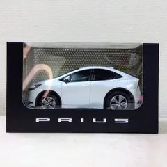 トヨタ 新型プリウス プルバックカー グレー　カラーサンプル　非売品 2025年最新】新型プリウス カラーサンプルの人気アイテム - メルカリ
