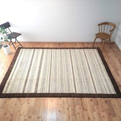 アウトレット：新品&良品】天然無染手織りラグ　夏は涼しく冬は暖かい天然ラグ 無染めのウール　260x197cm P251