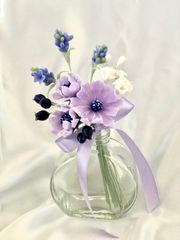 《クレイフラワー》 ブルー系の爽やかな雰囲気の小さな花束(ガラスボトル付き)①