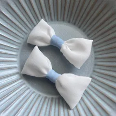 ヘアクリップ　シルクリボン　ホワイトブルー　handmade