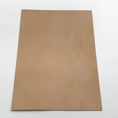 【正規販売店】★美品★ 栃木レザー　ヌメ革　ハギレ　1.5mm　Ａ４サイズ　ナチュラル（色なし）　送料無料 　はぎれ　レザー　革　本革　レザークラフト　ハンドメイド　240613-2