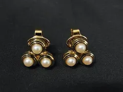 ■新品■未使用■ NINA RICCI ニナリッチ フェイクパール クリップ式 イヤリング アクセサリー シルバー系×ホワイト系 DJ7516