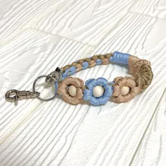 【受注作成】パラコード スマホ ハンドストラップ お花モチーフ スマホストラップ 《通常2日程度で発送》