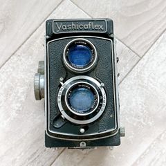 ヤシカ YASHICA Yashica-A 二眼カメラ　元箱・カメラケース付き Yashica Dental Eye II Vintage Film Camera with Hard Carry Case and