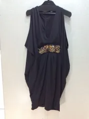 -　黒ノースリワンピース 胸下ビジュー サイズM