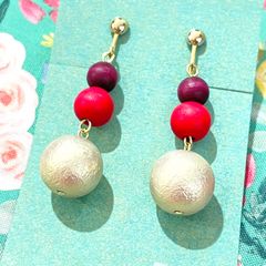 イヤーアクセサリー　レッド　パール　レトロ　ピアス付替可