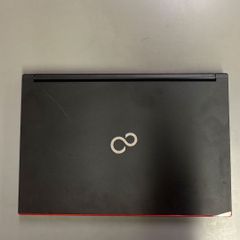 FUJITSU ノートパソコン 13.3型 Celeron 3965U - メルカリ