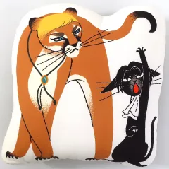 進撃の巨人　黒ねこ意匠　キーホルダー　エルヴィン　リヴァイ 進撃の巨人〉エルヴィン猫&リヴァイ猫 クッション