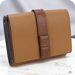 ロエベ  三折財布 レディース  トライフォールド ウォレット