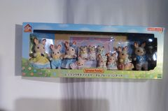 シルバニア　ショコラウサギファミリーセレブレーションセット
