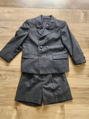 子供フォーマルスーツ男の子（130㎝）