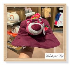 SALE【即納在庫】ディズニー 上海ディズニー公式グッズ トイストーリー ロッツォ いちご  帽子 被り物  キャップ 帽子 フリーサイズ  ぬいぐるみ Wonderful Life shop 海外限定 ディズニー 海外限定 上海ディズニーランド