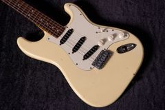 【used】Fender Japan / ST72-65 MADE IN JAPAN Eシリアル 1984～1987年 3.32㎏ #E930315【TONIQ横浜】
