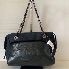 【劣化あり】ココ シャネル デカロゴ チェーン ショルダーバッグ CHANEL 黒 ブラック まだまだお使い頂けます！ が やや難ありのためお安くご提供いたします！