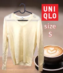 ユニクロ　レディース　エクストラファインメリノリラックスフィットVネックセーター　　T-293