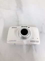＋ニコン COOLPIX s32　ホワイト　動作未確認【カメラ】