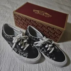 2025年最新】vans bold niの人気アイテム - メルカリ