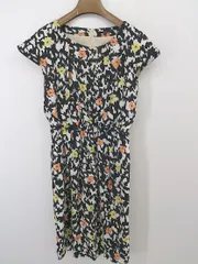 ◇ SHIPS シップス 総柄 半袖 ミニ ワンピース サイズS ホワイト系 ブラック マルチ レディース E  【1304140010370】