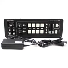 Roland V-1HD （美品/動作確認済/元箱・付属品あり） Roland V-1HD | 持ち運べる大きさの映像スイッチャー/ミキサー