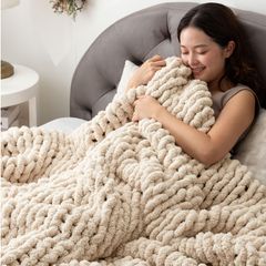 値下げ⭕️チャンキーニット ブランケット ベージュ - メルカリ