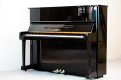 YAMAHA サイレントピアノ 88鍵 黒 YU3 SXG - メルカリ