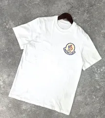 ★MONCLER(モンクレール) 23年製 オーバーサイズ ロゴプリント ワッペン付き コットン 半袖 Tシャツ ピクセルロゴワッペン XS J20918C00004 83927 ホワイト メンズ