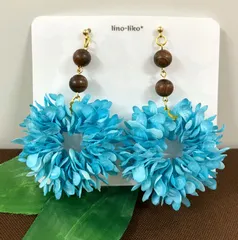 揺れる／お花のフープイヤリング／赤／ハワイアン／アクセサリー／お花／大きい／ダンス／ステージ／フラダンス